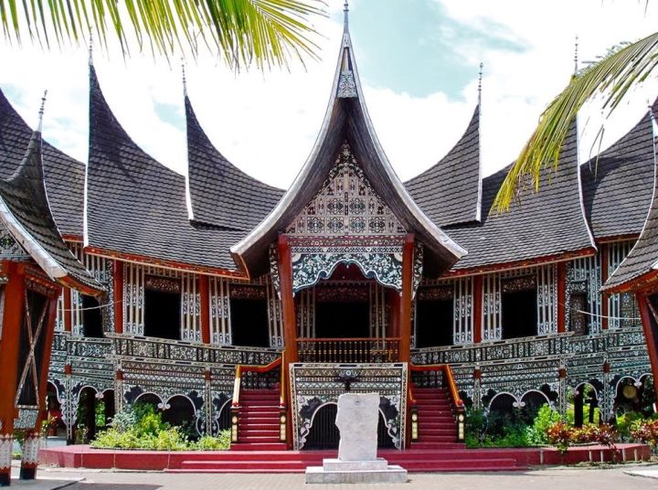 ANJUANG RAJO BABANDIANG