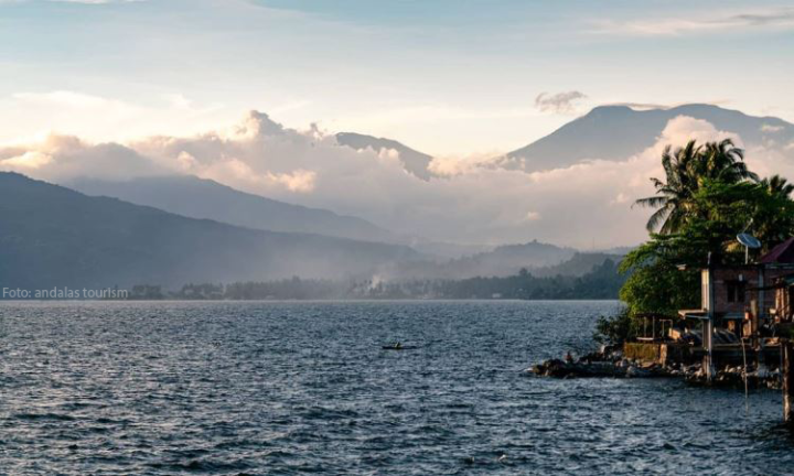 Danau Singkarak/Tanjung Mutiara